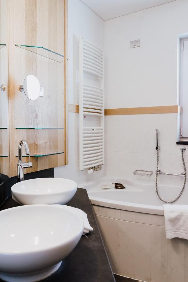 Deluxe Double Room Balcony